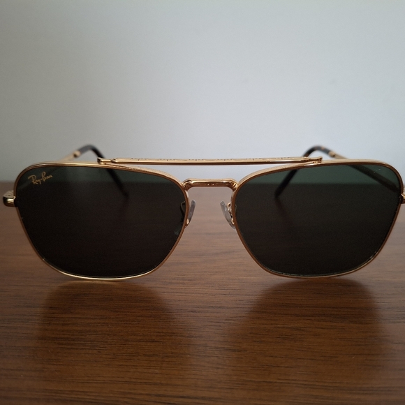 Ray-Ban New Caravan 3636 Gold Frames Green G-15 Lenses EUC - Picture 3 of 16